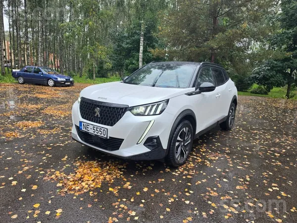 Peugeot 2008 GT Blue hdi 130Ps. GT Pack komplektācija. Pilna servisa vēsture