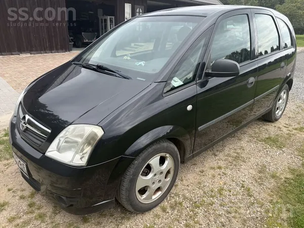 Opel Pārdodu auto ar tikko izietu skati. Ideāli piemēro