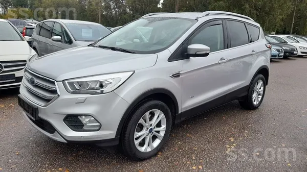 Ford Kuga 2017, 2.0D dīzelis, Manuāls, SUV/Apvidus, Sudrabs — Latvijā