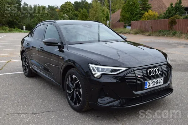 Pārdod Audi e-tron Sportbach 50 Hatchback
Audi E-tron 50 S-line Quattro
P