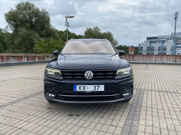 Pārdodu Volkswagen Tiguan 2.0 Tdi 110 kW (150 Zs), Dsg, 2017. gads. 

Ļoti