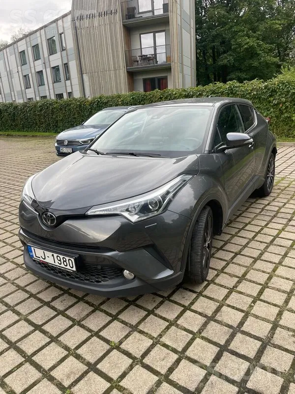 Toyota C-HR - 1