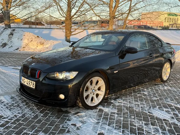 BMW Pārdod / Maina Bmw328I ar 3.0 bendzins 172kw dzinē