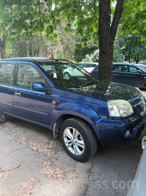 Nissan Pārdodu vēl braucamu Nissan X Trail 2002 g. 2.0 be