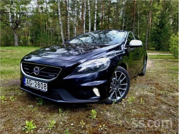 Volvo V40 - 1