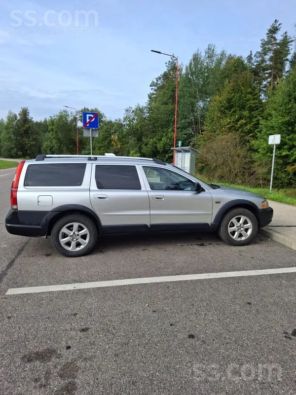 Volvo XC 70 - 1