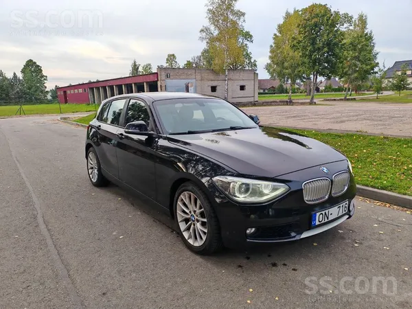 BMW 116 2012, 2.0D dīzelis, Manuāls, Hečbeks, Melns — Latvijā