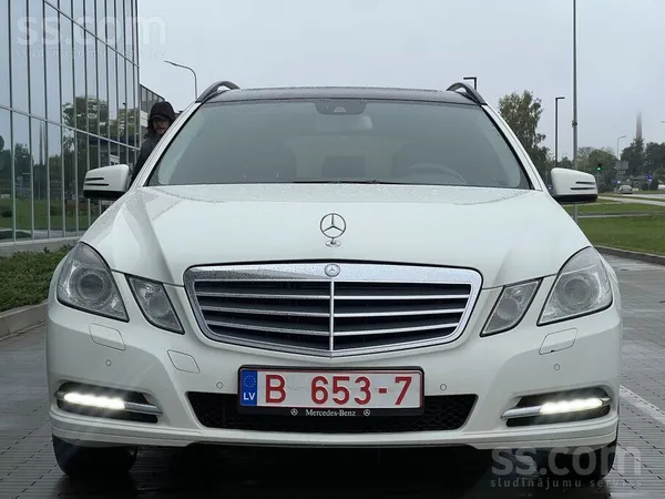Mercedes-Benz E200 
2010 Gads
Automāts 

Labā tehniskā un vizuālā stāvoklī