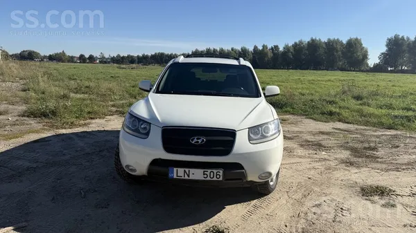 Pardod hyundai santa-fe 2007 Teicama tehniska un vizuala stavokli. Auto kopt