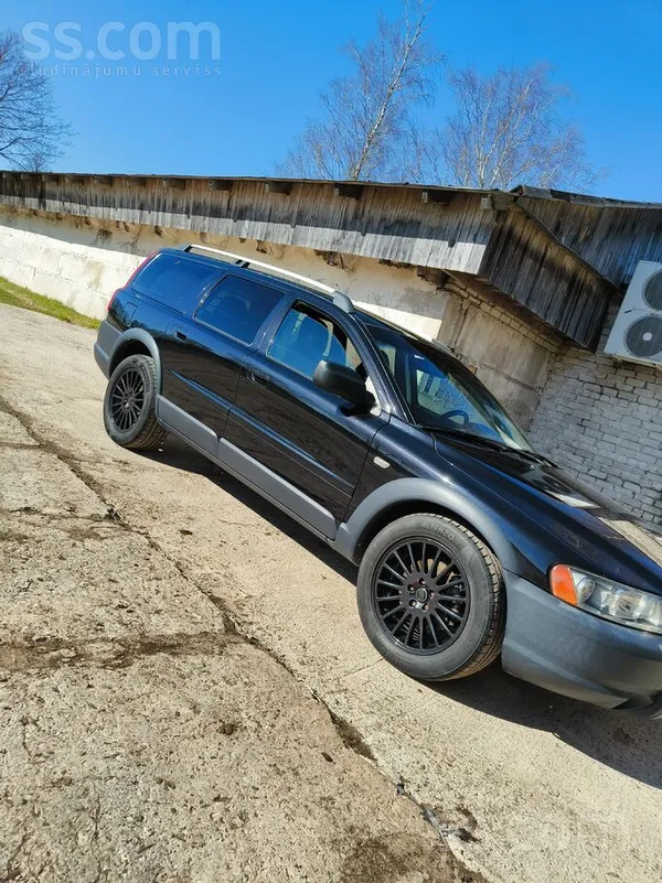 Volvo Pārdodu Volvo xc70 2005.gada decembris.
