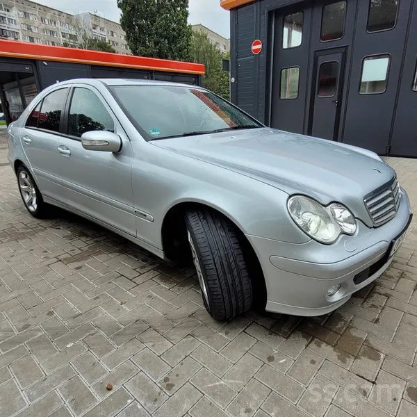 Mercedes C220 - 1