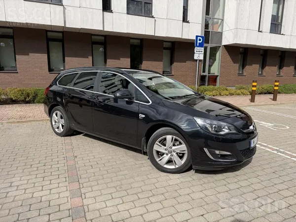 Opel Ļoti labs ģimenes auto teicamā tehniskā un vizuālā