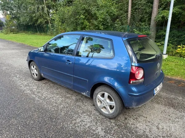 Volkswagen Polo - 1