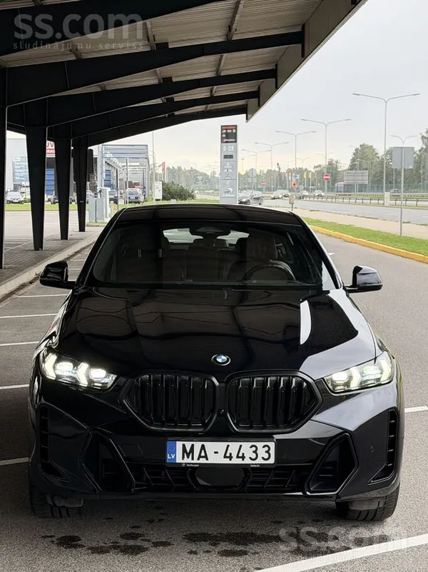 BMW X6 xDrive30d M Sport Pro 3.0 dīzelis Mhev xDrive
Pārdodu ļoti labi no