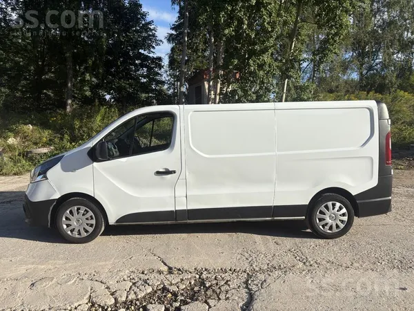 Renault Pārdodu Renault Trafic(garais)
