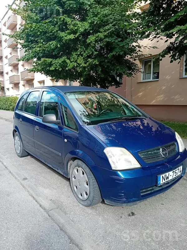 Opel Mašīna darba kārtībā. Ekanomiska. 