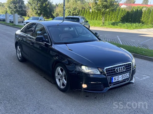 Audi A4 - 1
