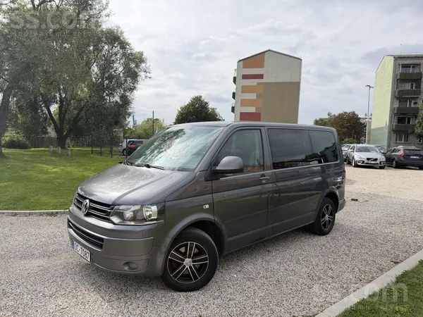 Volkswagen Caravelle - 1