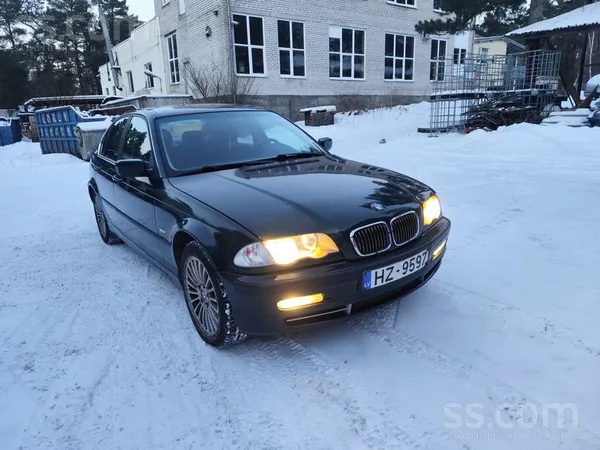 BMW 330