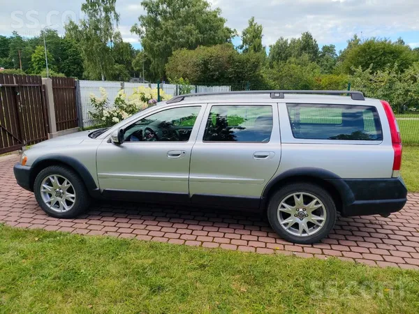 Volvo Pārdodu XC 70 2.4 D5 Euro4
