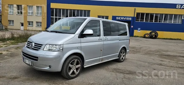 Volkswagen Multivan - 1