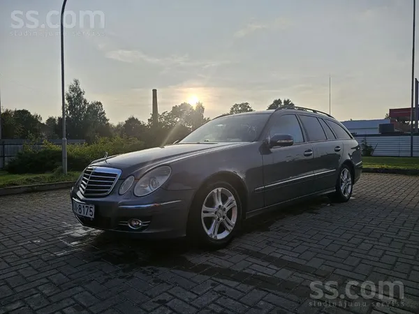 Mercedes Pārdod Mercedes-Benz E220 Facelift (2007. Gads)