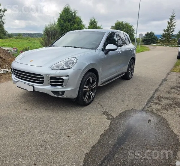 Porsche Продаётся машина в очень хорошем состоянии, без Дт