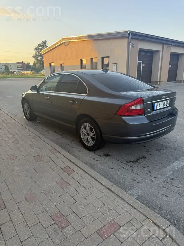 Smuks auto, erts braukašana, vienmer laicigi bija remontets