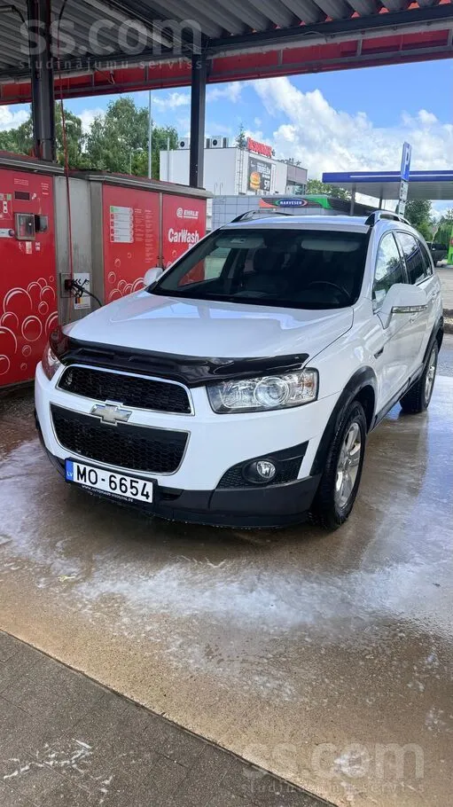 Chevrolet Pārdodu Chevrolet Captiva, automašīna savam vecuma