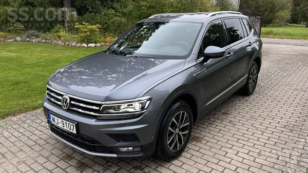 Volkswagen Pārdod VW Tiguan Allspace 