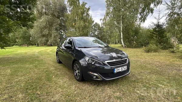 Peugeot 308 - 1