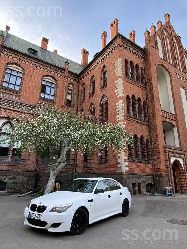 BMW 530 - 1