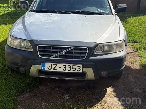 Volvo Pārdodu ietilpīgu un komfortablu Volvo Xc70 2005 g
