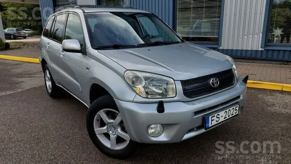 Toyota RAV 4 - 1