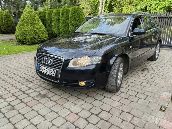Audi A4 - 1