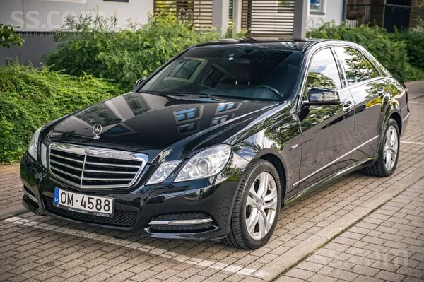 Mercedes Pārdod Mercedes Benz E350 3.0 dīzelis, 170kw, 4Mat