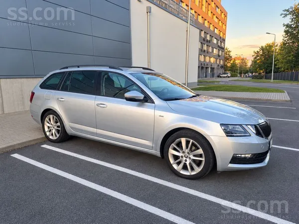 Skoda Pārdod Škoda Octavia 2.0D. Automašīnu pārdod īpašn