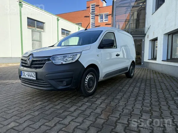Renault Express 1.5 dizelis 70kw

-Latvijā nav lietots
-Orģināls nekorekt