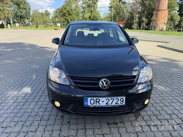 Volkswagen Golf Plus - 1