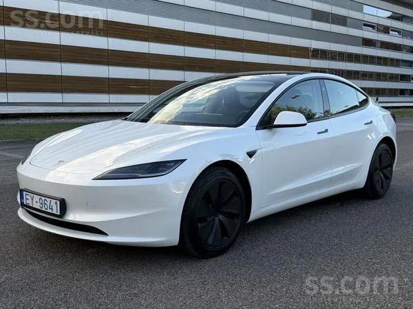 Tesla Model 3 Highland Long Range Dual Motor 366kW/498zs
- Cena ar Pvn.
- Raž