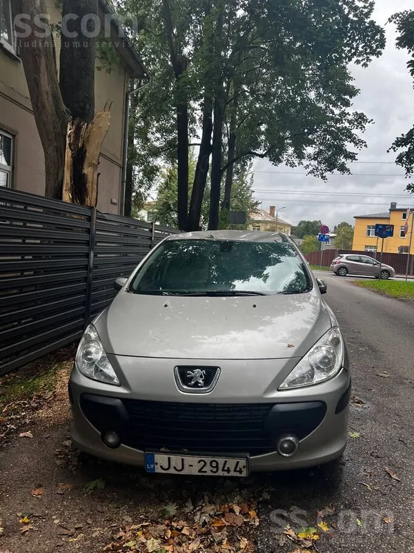 Peugeot Продаётся Peugeot 307 2007 года, 1.6 дизель, 440 0