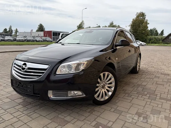 Opel Tikko no Vācijas. Opel Insignia Sports Tourer SW 2