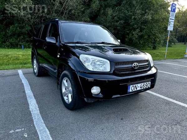 Toyota RAV 4 - 1