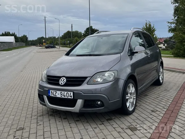 Volkswagen Golf Plus - 1
