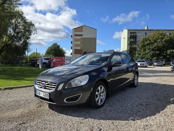 Volvo Volvo V60 2011.g. Drive D3 2.0d 120 kW dīzelis ar