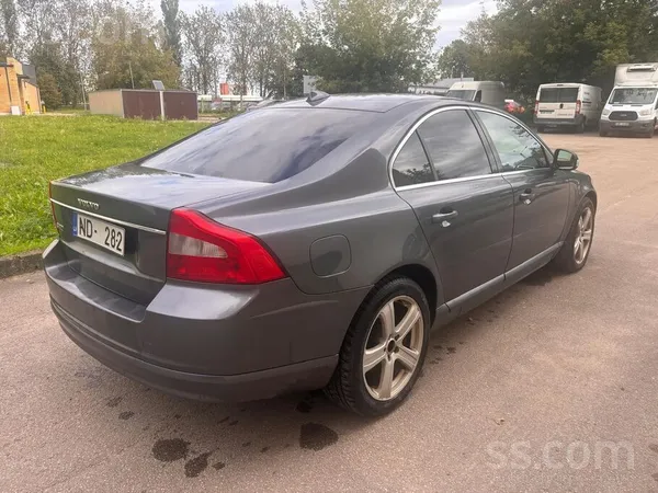 Volvo Pārdodu labi koptu un saudzīgi lietotu Volvo S80. 