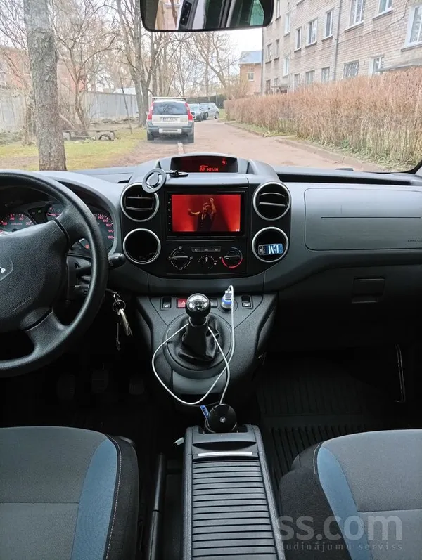 Peugeot Labs auto ieguldījumus neprasa iespējama maiņa uz 