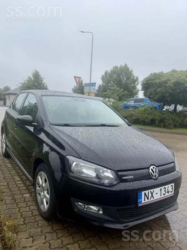 Volkswagen Polo – Nesen izieta TA, labā tehniskā un vizuālā stāvoklī.
Sv