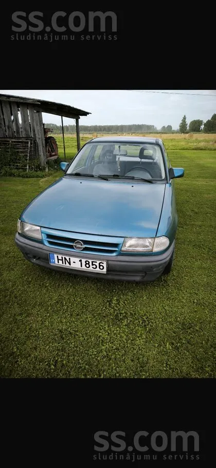 Opel Tirgojas auto ar tikko izietu TA, viss darbojas un