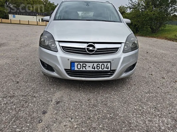 Opel Zafira - 1